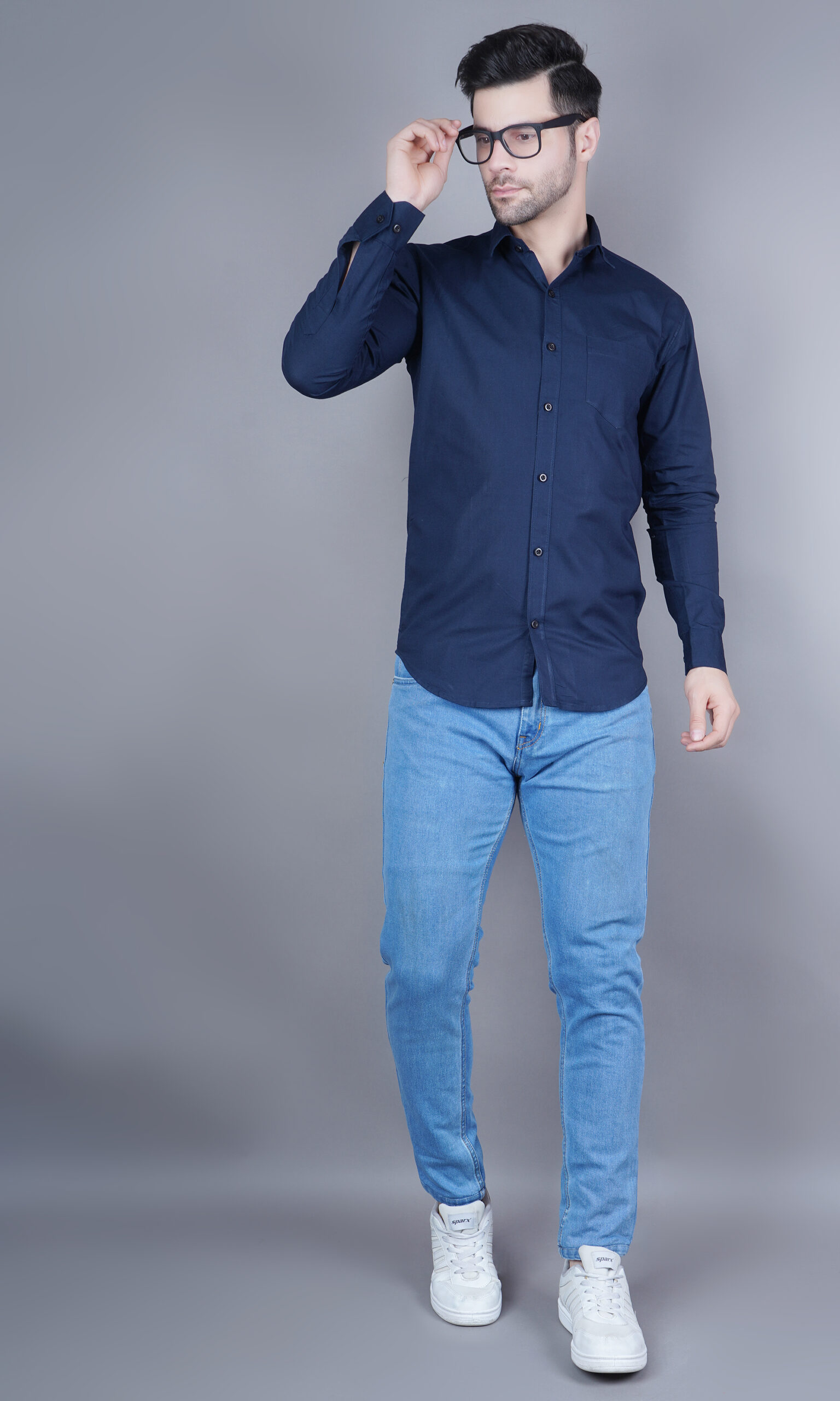 Men's Casual & Formal Dress Shirt - Solid, Long Sleeve, Lightweight Navy Blue - M to XL - Image 4